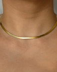 collar adora